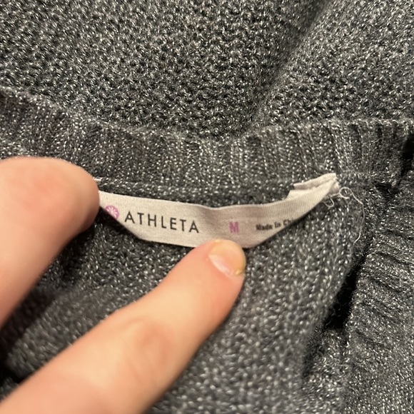 Athleta long sleeve/light sweater size medium women’s - Picture 4 of 5